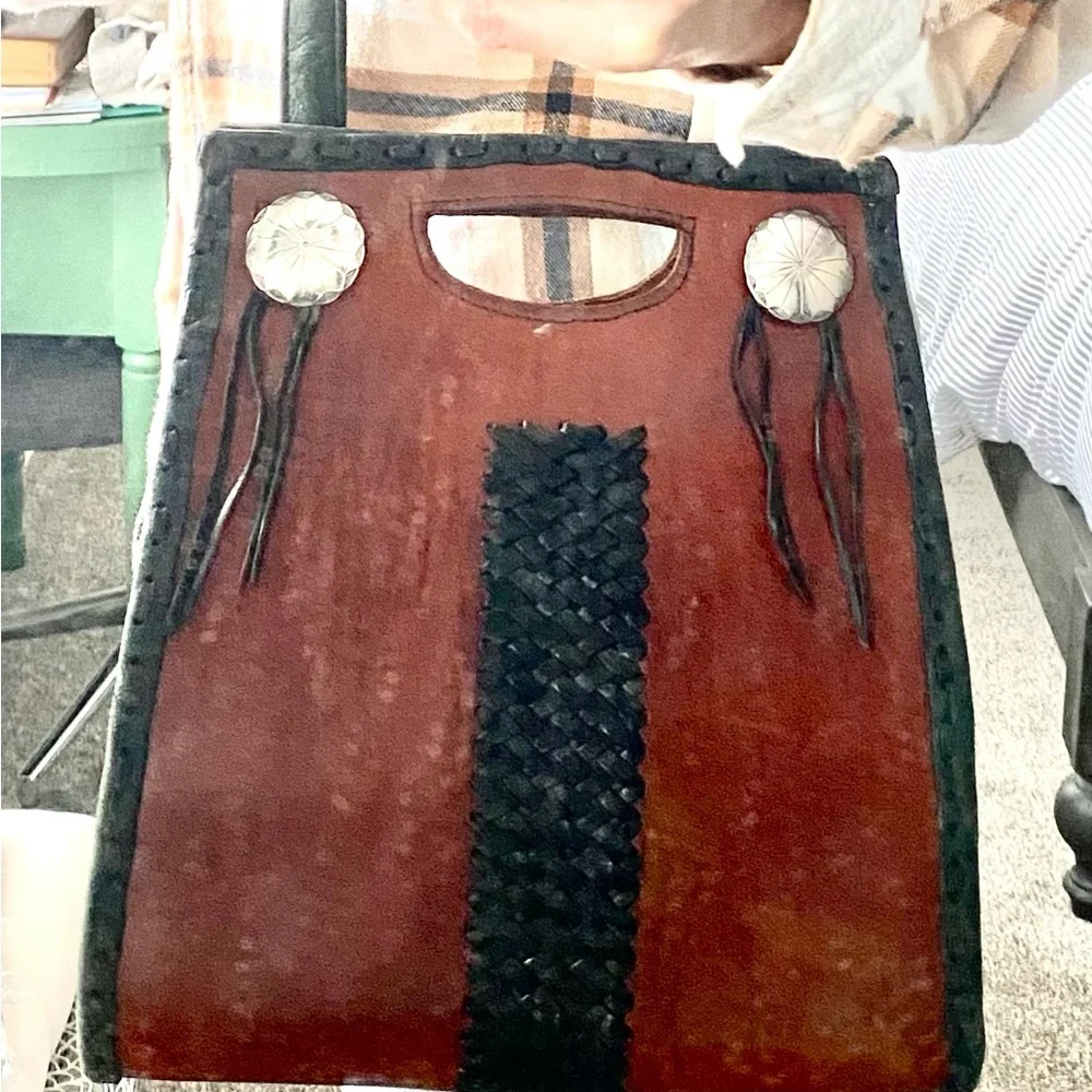 BOHO Vintage Shoulder Bag with Silver Hardware Beautiful! 70’s Fun!